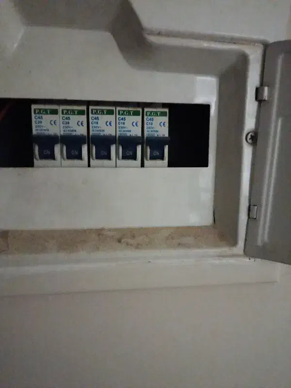 سسیم کشی کابل کشی نصب کلید پریز برق آیفون تصویری|خدمات پیشه و مهارت|ماهدشت, |دیوار