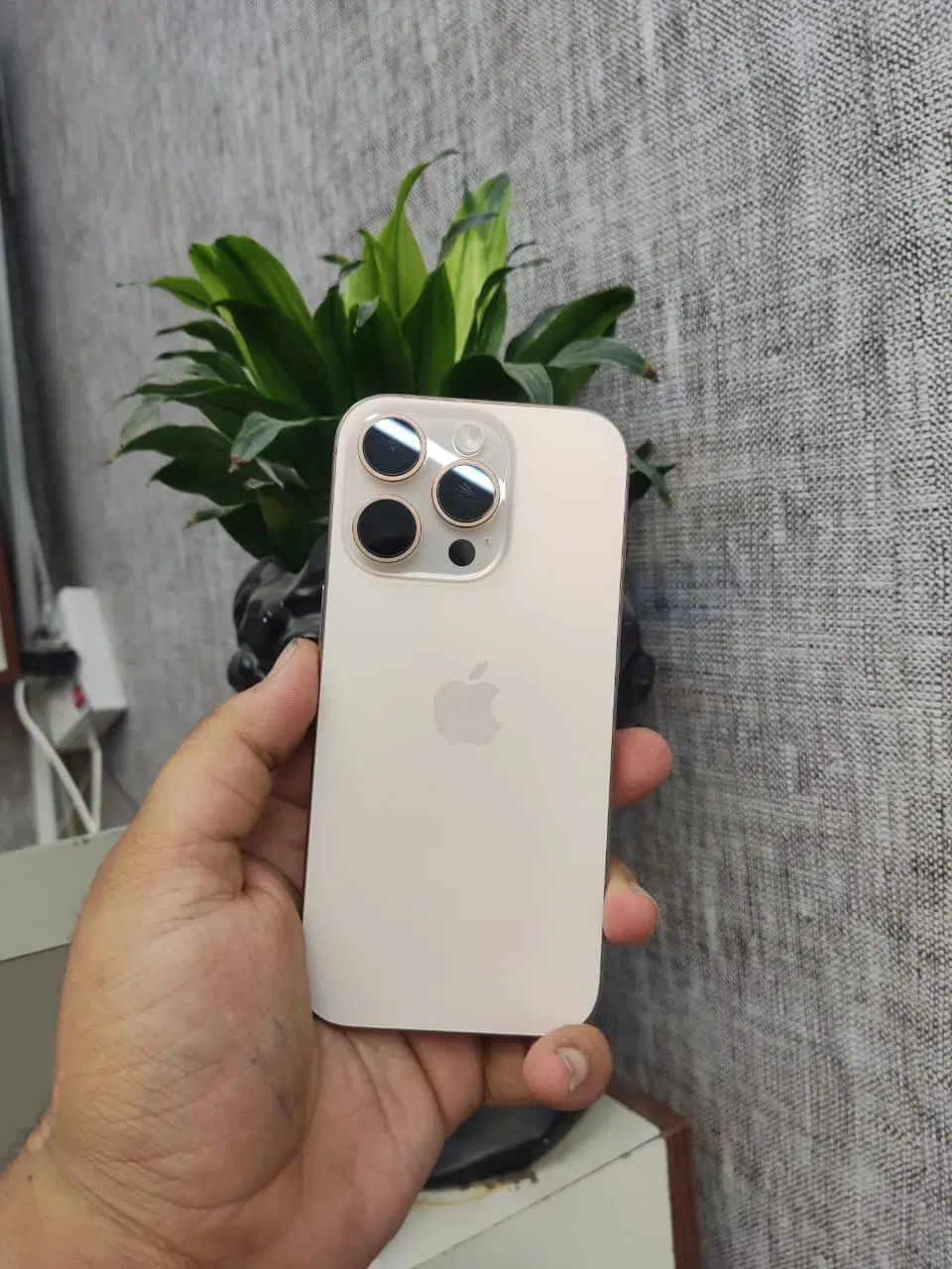 iPhone 16 pro|موبایل|اصفهان, احمدآباد|دیوار