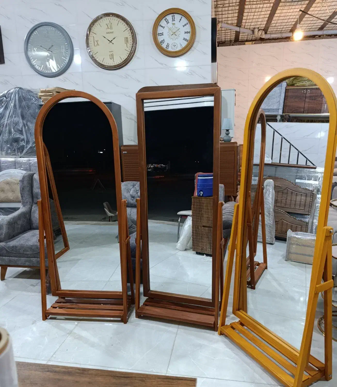 آینه قدی گالری پاسارگاد|آینه|خرم‌آباد, |دیوار