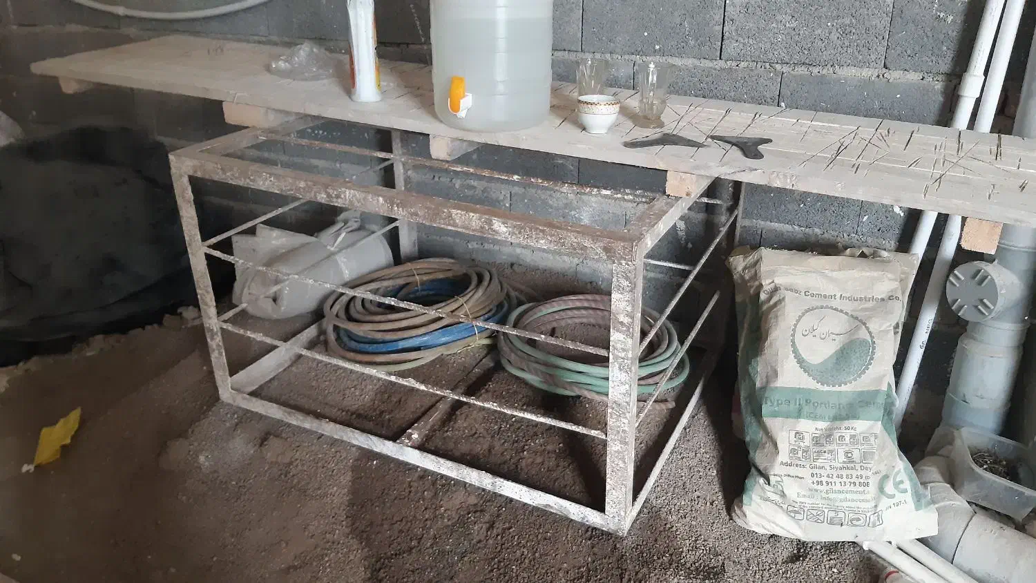 سبد بالابر ساختمانی و زیر پایی تخته نراد بنایی|مصالح و تجهیزات ساختمان|رشت, جانبازان|دیوار