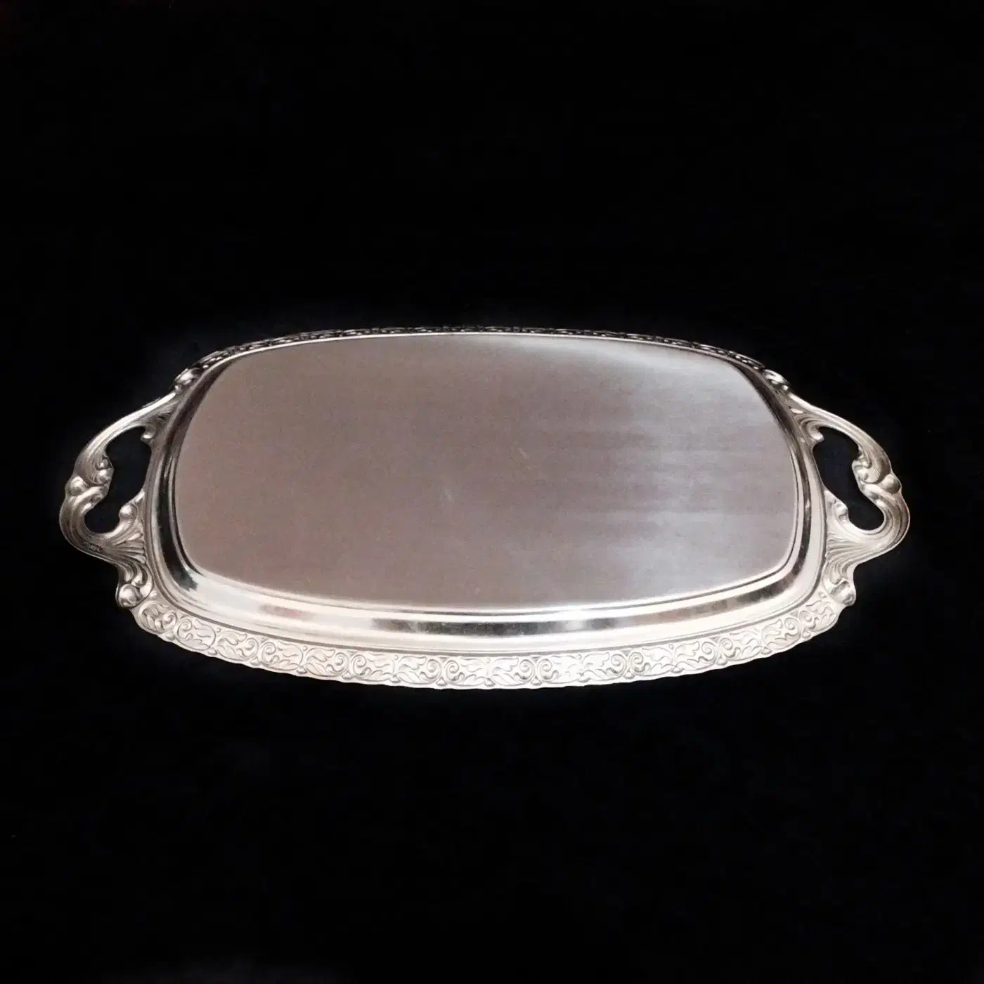 سینی فلزی سنگین بزرگ ۲۴ استکان|ظروف سرو و پذیرایی|کرمانشاه, |دیوار