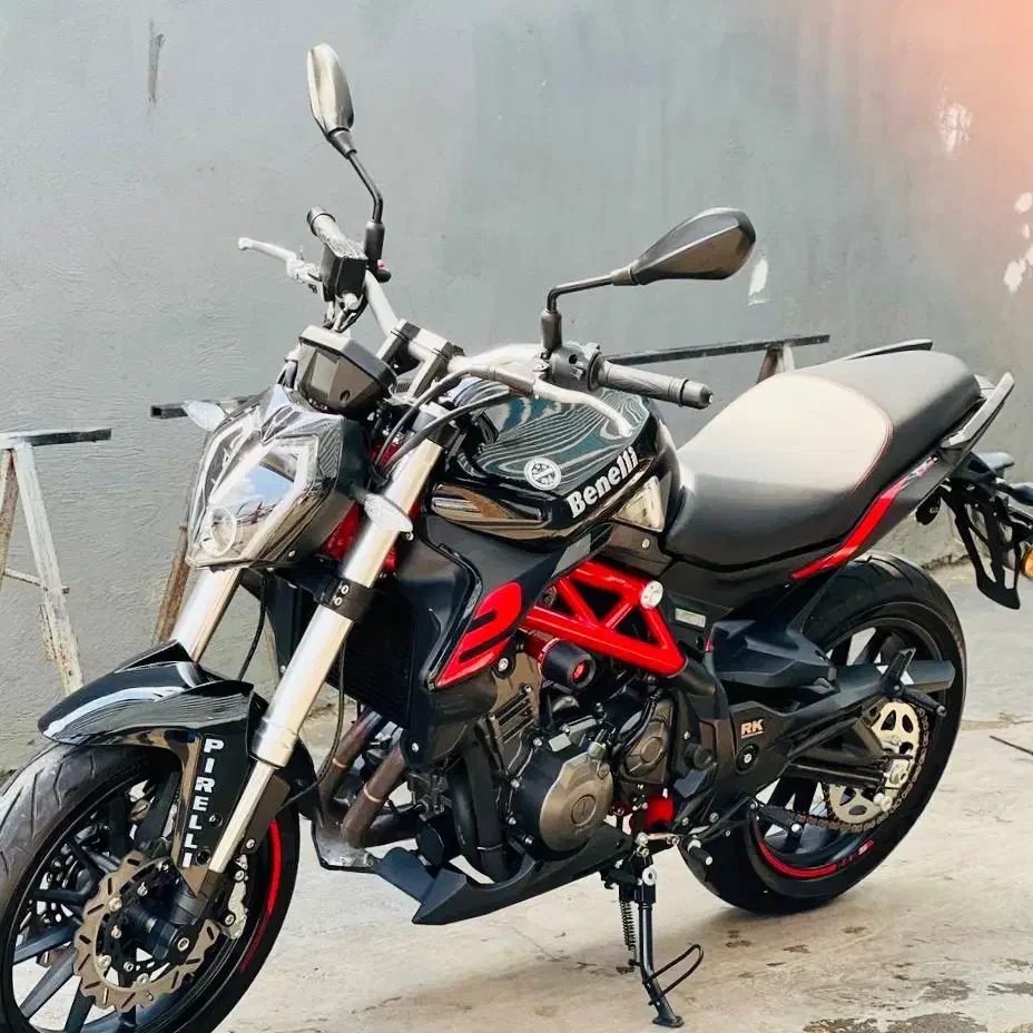 بنلی ۳۰۰ مدل ۴۰۱|موتورسیکلت|رشت, سعدی (تختی)|دیوار