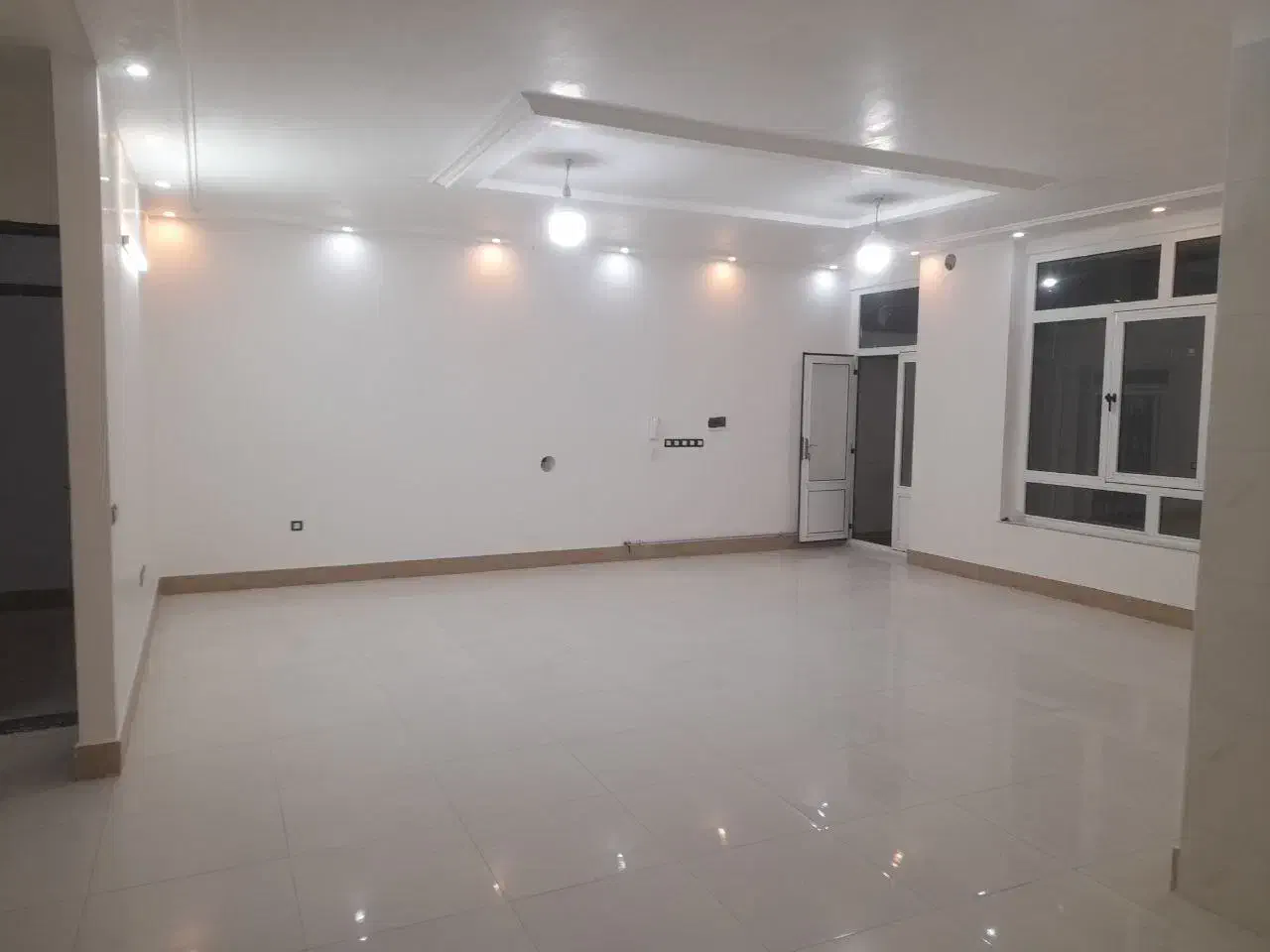 خونه نوساز با ساخت مناسب در بعثت|فروش خانه و ویلا|مرند, |دیوار