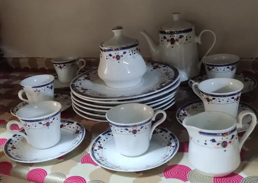 چینی با طرح بسیار جذاب|ظروف سرو و پذیرایی|تهران, دولتخواه جنوبی|دیوار