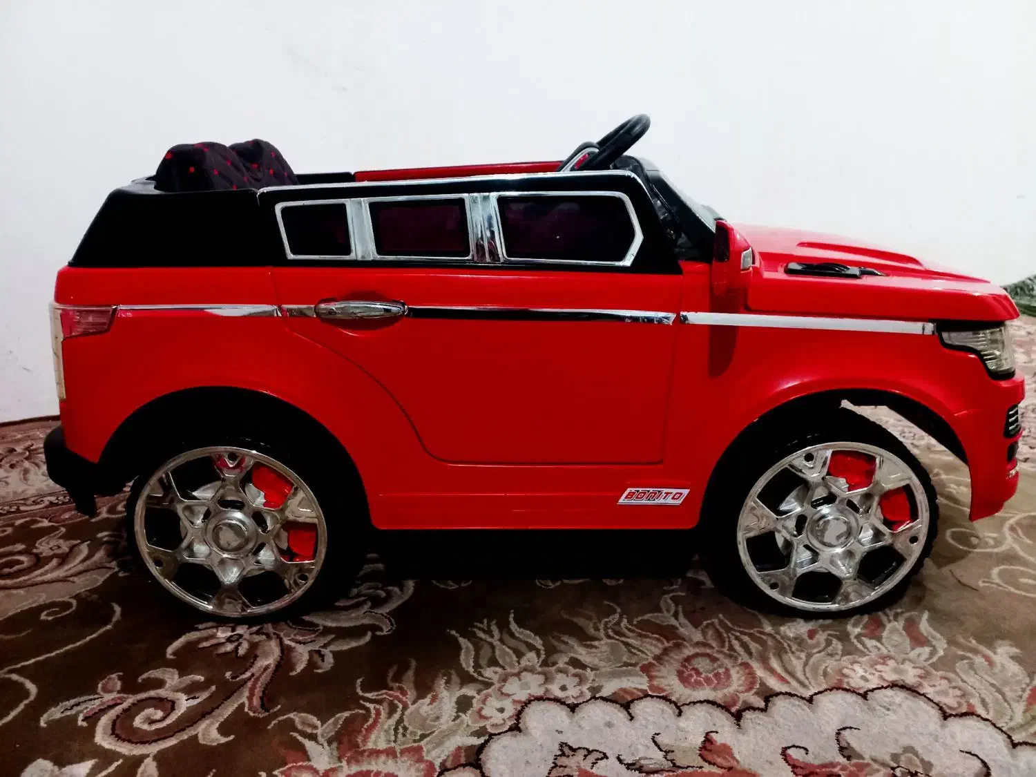 ماشین شارژی کنترلی لند کروز با چک و سفته|اسباببازی بچه|مشهد, ثامن|دیوار