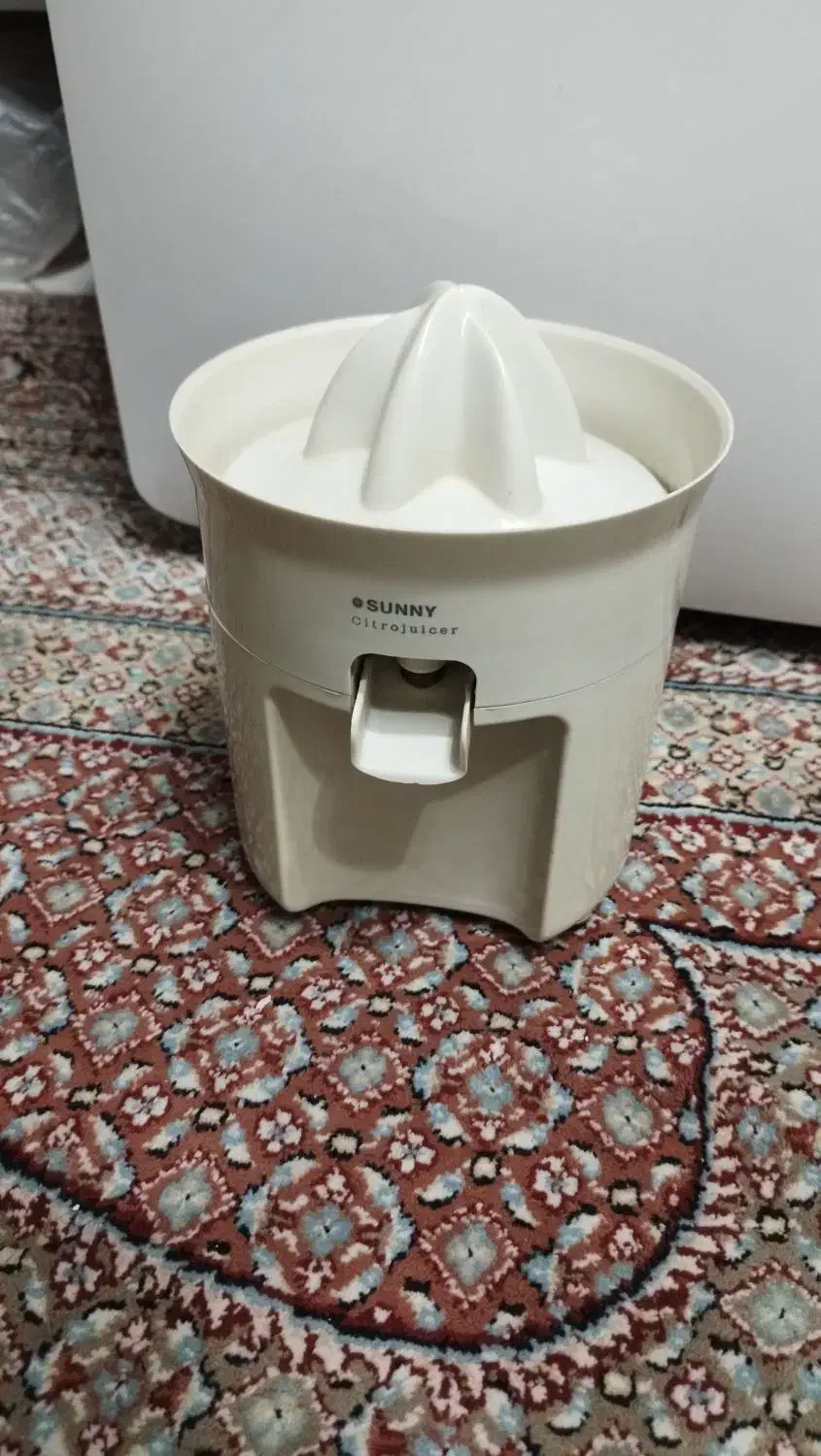 آب مرکبات گیری کاملا سالم و قوی موتور سنگین|آبمیوهگیر و آبمرکباتگیر|تهران, فلاح|دیوار