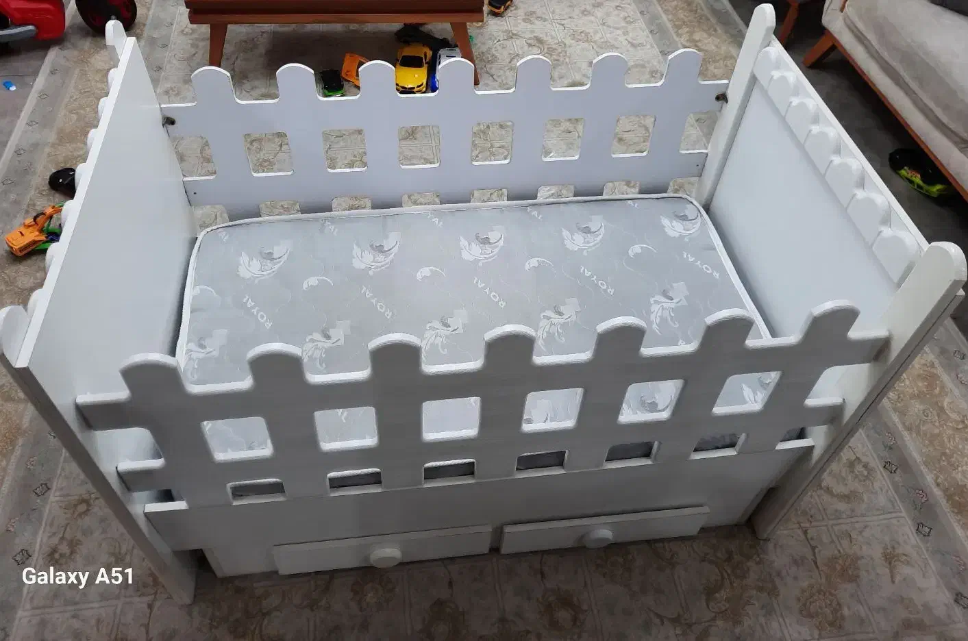 تخت کودک گهواره شو|تخت و صندلی بچه|اندیشه, اندیشه فاز ۴|دیوار