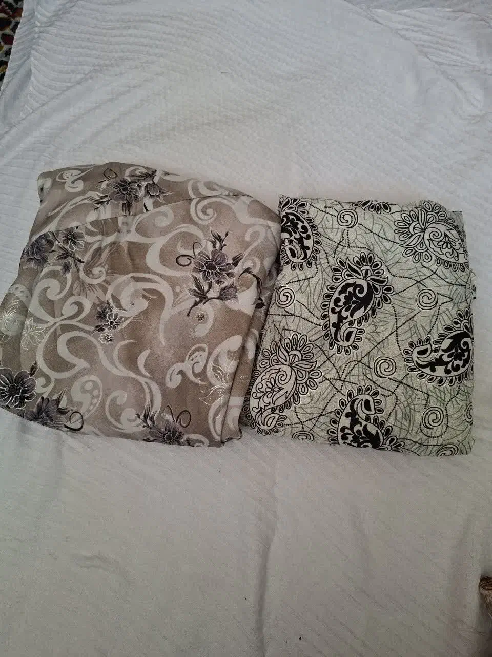 لباس|لباس|قم, ولیعصر|دیوار