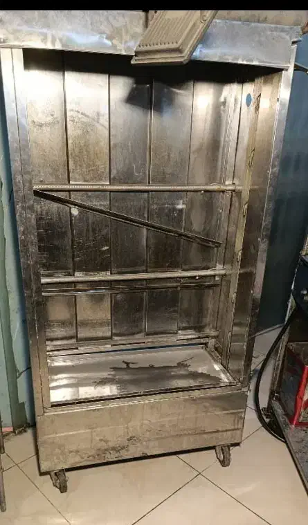 گریل همبرگر و فر مرغ گردان|کافیشاپ و رستوران|اصفهان, رکن الدوله شرقی|دیوار