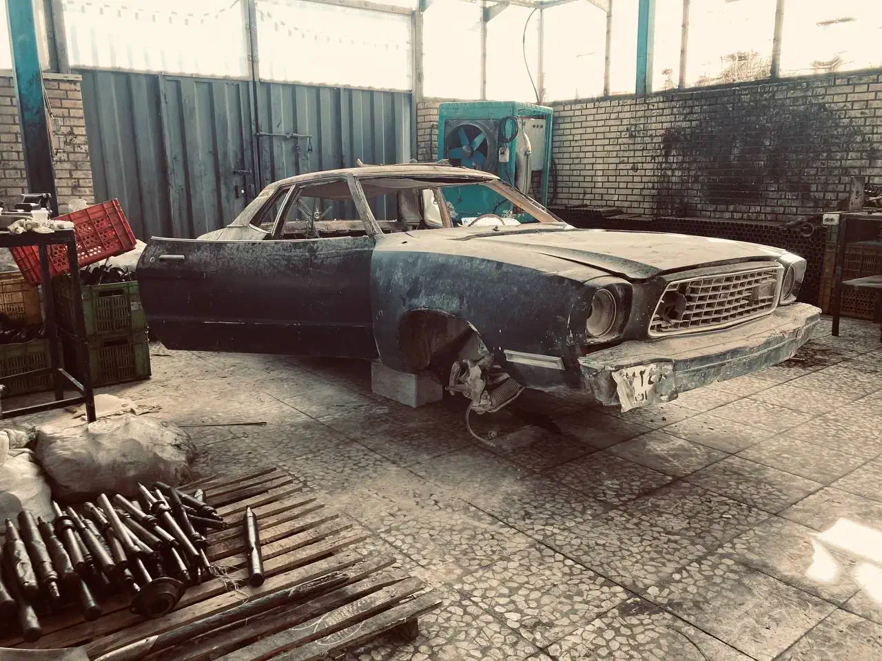 موستانگ مدل ۱۹۷۸ رنگ نقره‌ای خاص و کمیاب|خودرو کلاسیک|زیباشهر, |دیوار