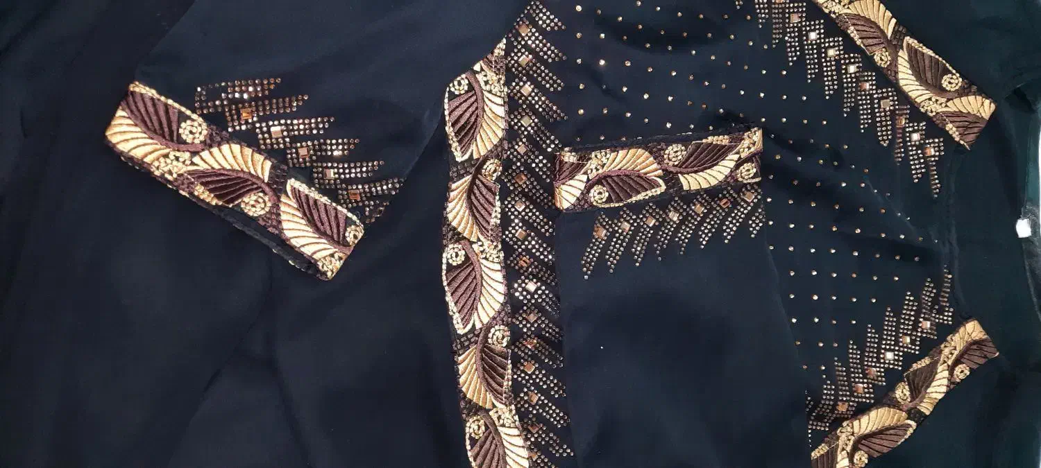 مانتو عبای گلدوزی و سنگکاری|لباس|اهواز, زندوکیلی|دیوار