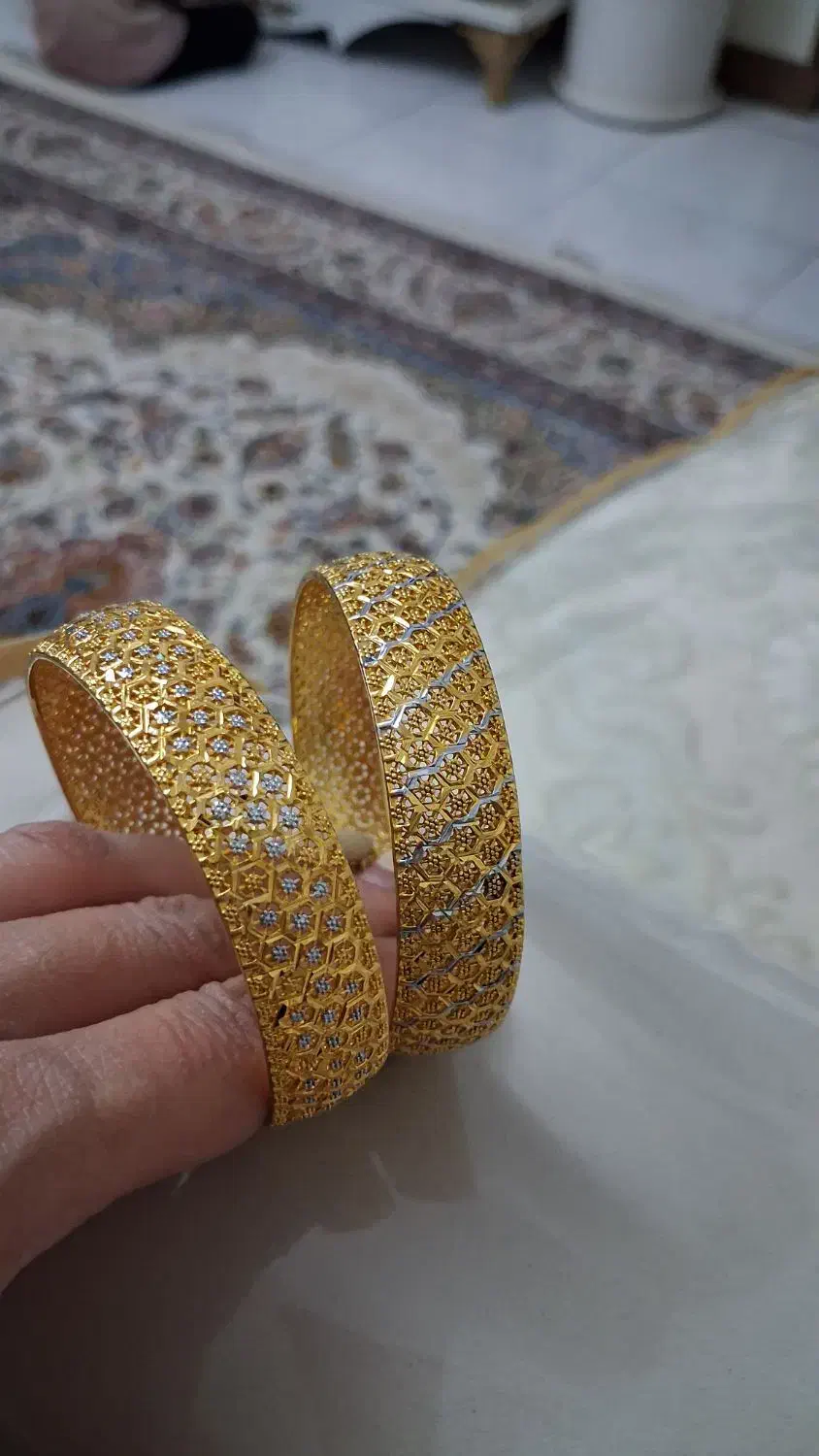 ۲عددالنگو|بدلیجات|اصفهان, شیخ اشراق|دیوار