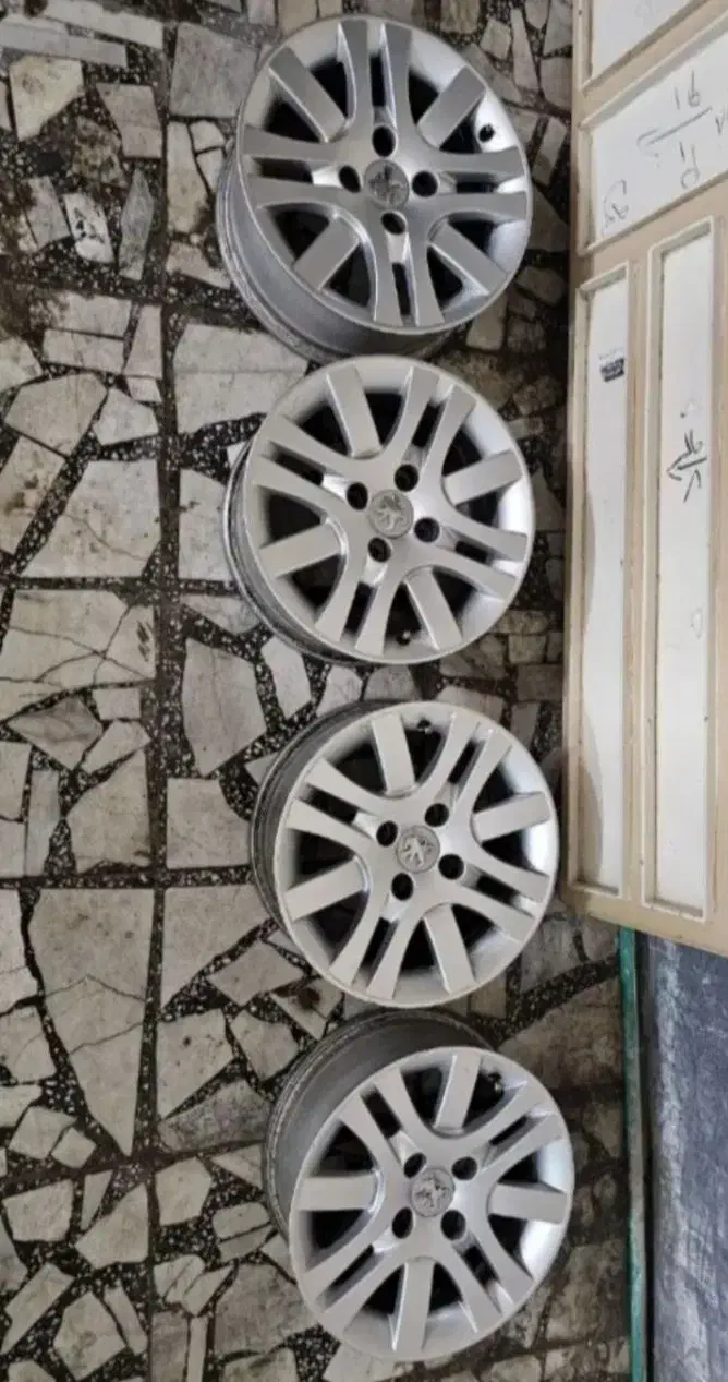 ماشین شارژی رینگ صلیبی IKCO سایز 15 صفری|اسباببازی بچه|مراغه, |دیوار