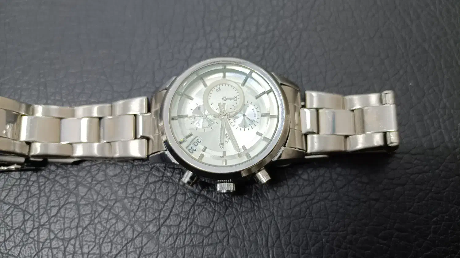 ساعت الگانس|ساعت|قم, انصار‌الحسین|دیوار