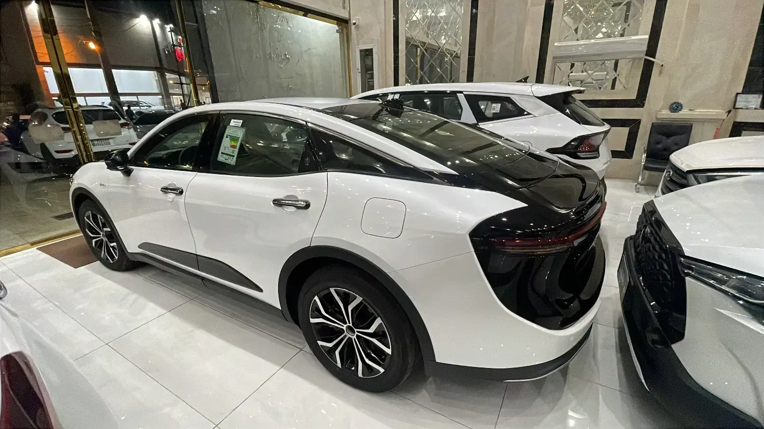 کروان تویوتا|خودرو سواری و وانت|اهواز, پادادشهر|دیوار