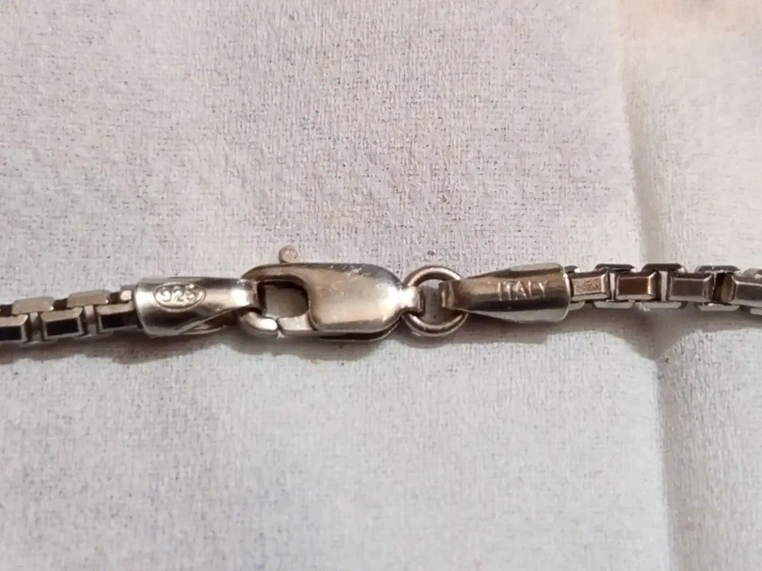 فروش زنجیر نقره ایتالیایی ۹۲۵ در حد نو|جواهرات|شاهین‌شهر, شهرک میلاد|دیوار