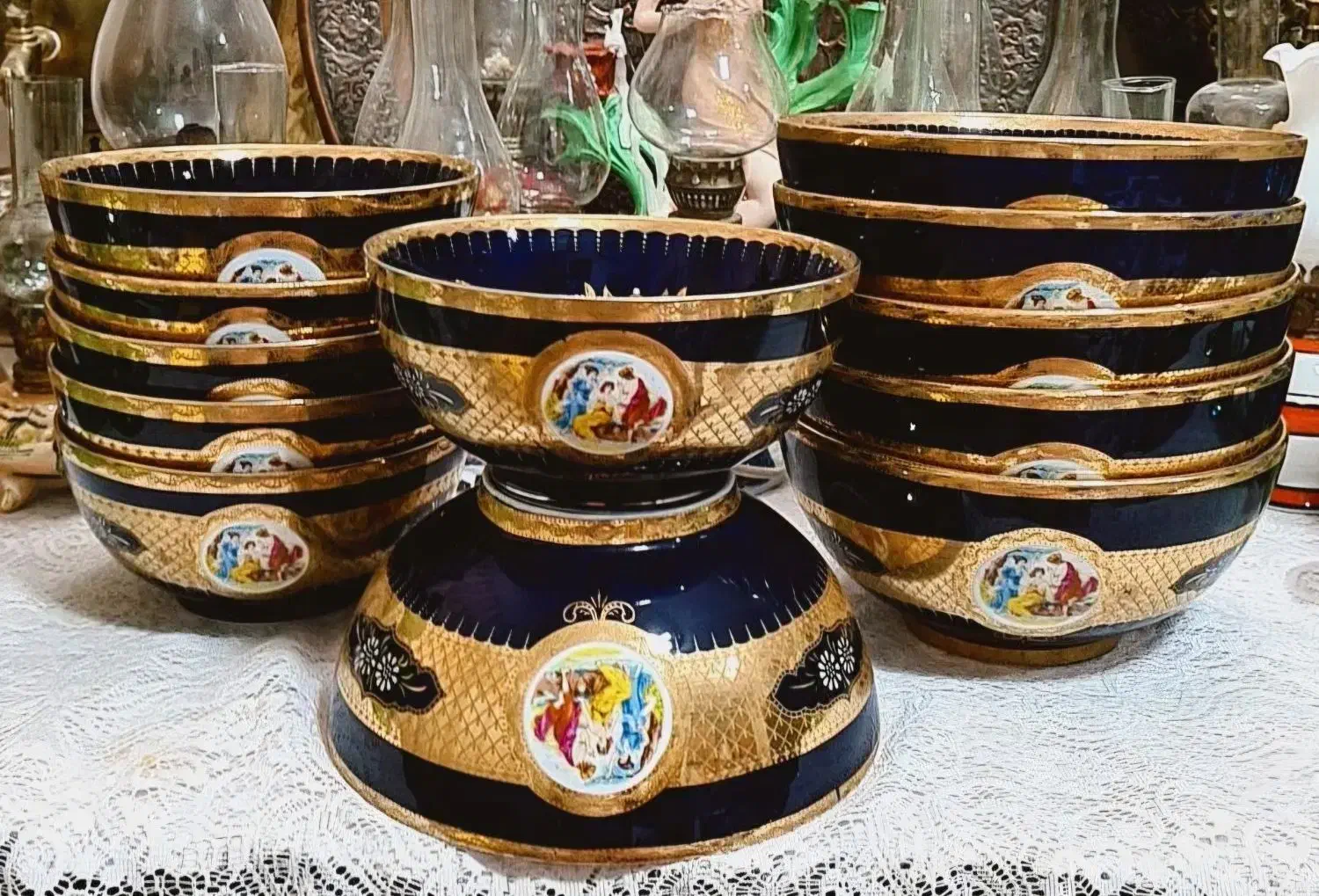 وسایل و ظروف آنتیک|کلکسیون اشیاء عتیقه|اردبیل, |دیوار