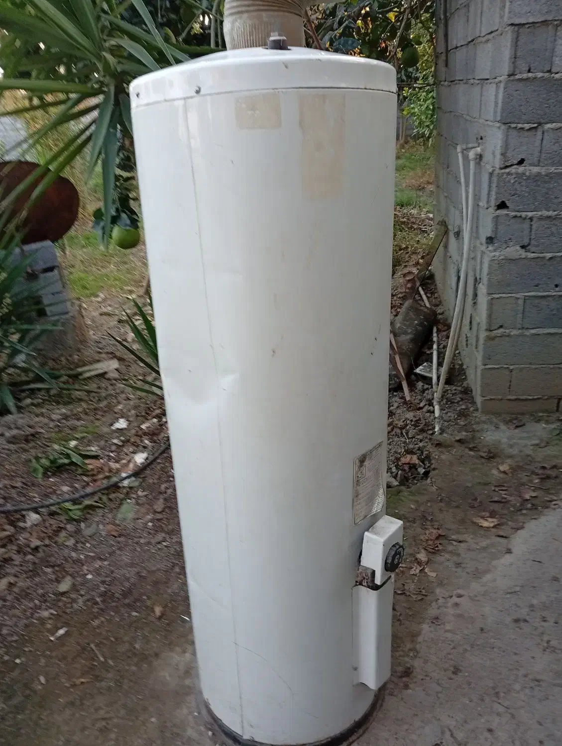 آبگرمکن درحد نو به شرط سالم با ورق ۴ میل|آبگرمکن، پکیج، شوفاژ|آمل, |دیوار