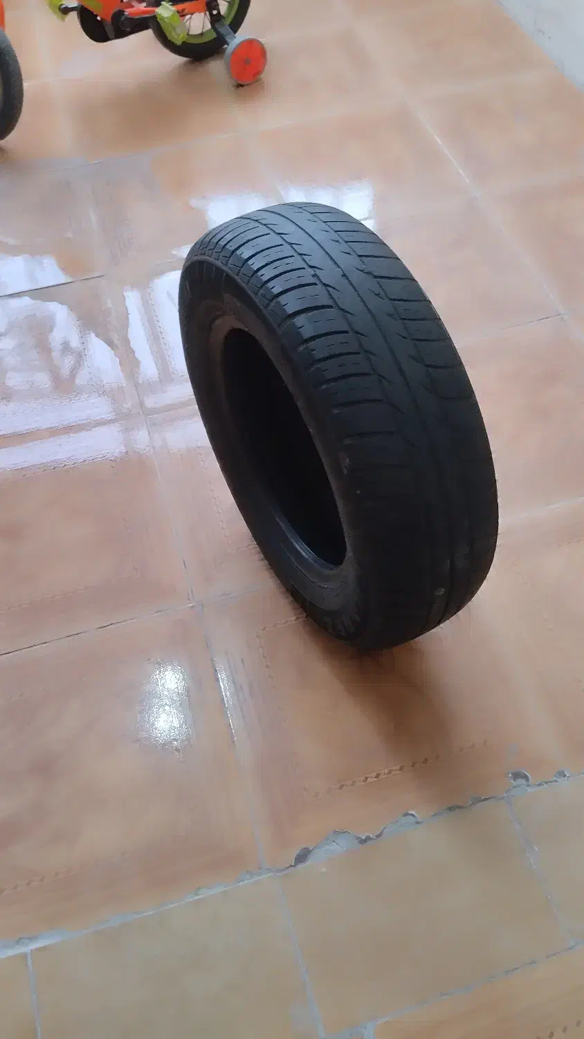 لاستیک 175  70  13|قطعات یدکی و لوازم جانبی|رشت, انصاری|دیوار