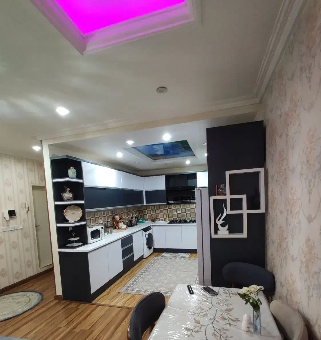 فروش واحد۹۶ متری با پارکینگ در شهرک رسالت|فروش آپارتمان|نسیم‌شهر, |دیوار