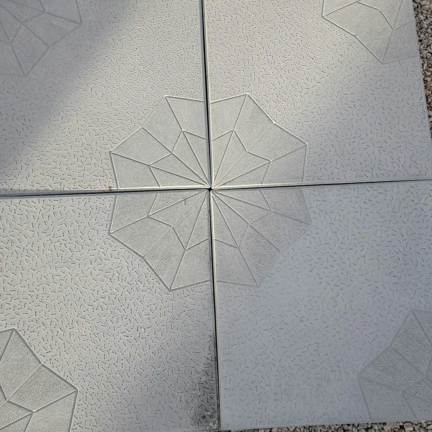 موزاییک حیاط بغل باغچه و کاشی ساده|حراج|داراب, |دیوار