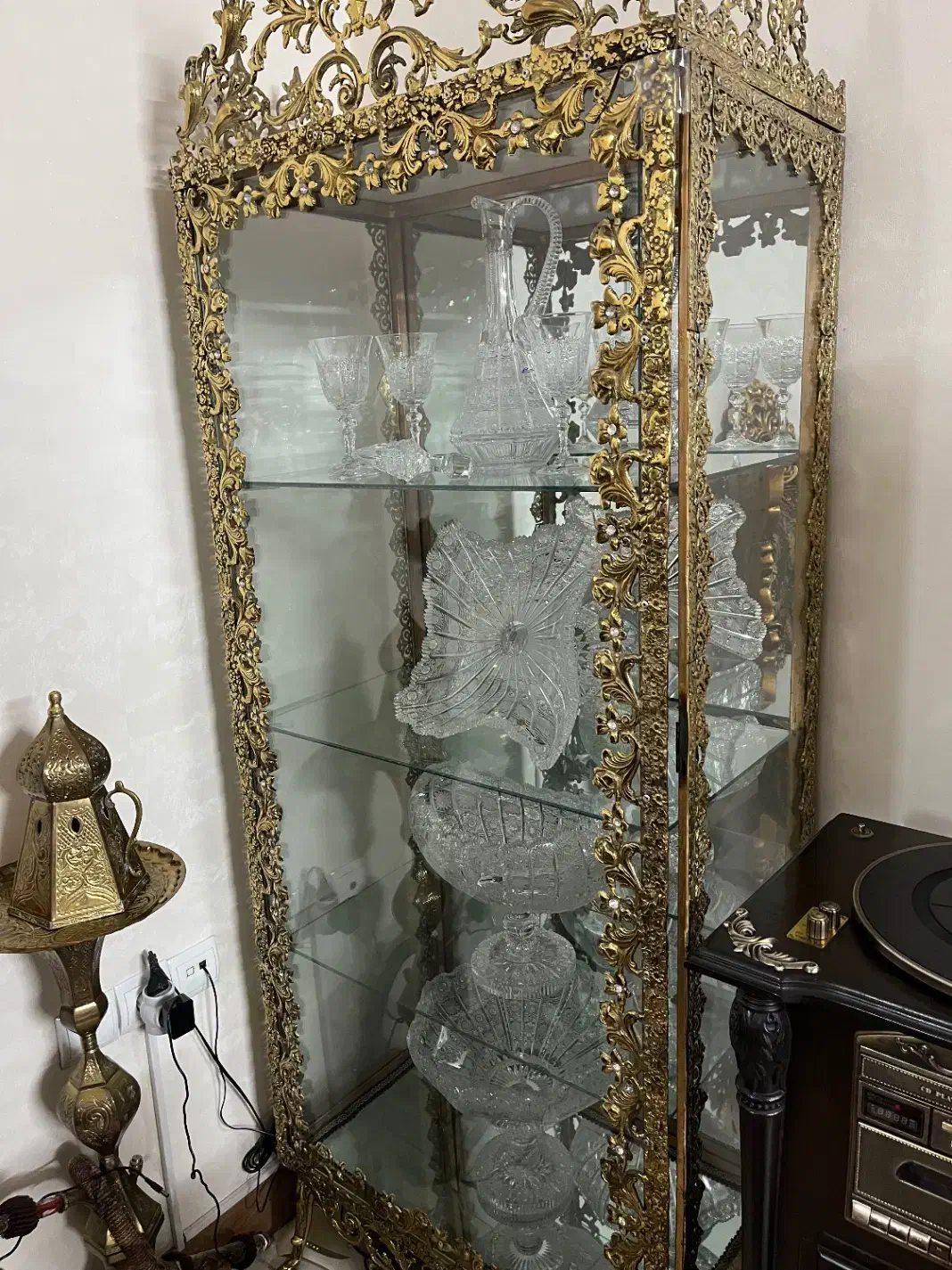 بوفه برنجی اصل  (برنز)|بوفه، ویترین، کنسول|تهران, نعمت‌آباد|دیوار