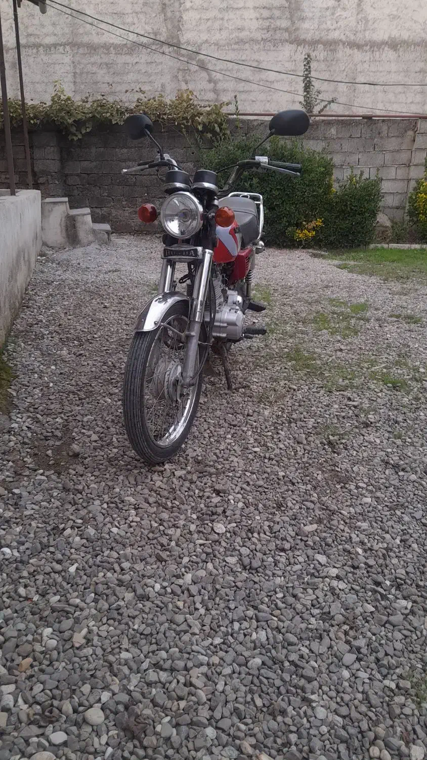 پیشرو ۱۲۵ مدل ۱۳۹۰|موتورسیکلت|سنگر, |دیوار