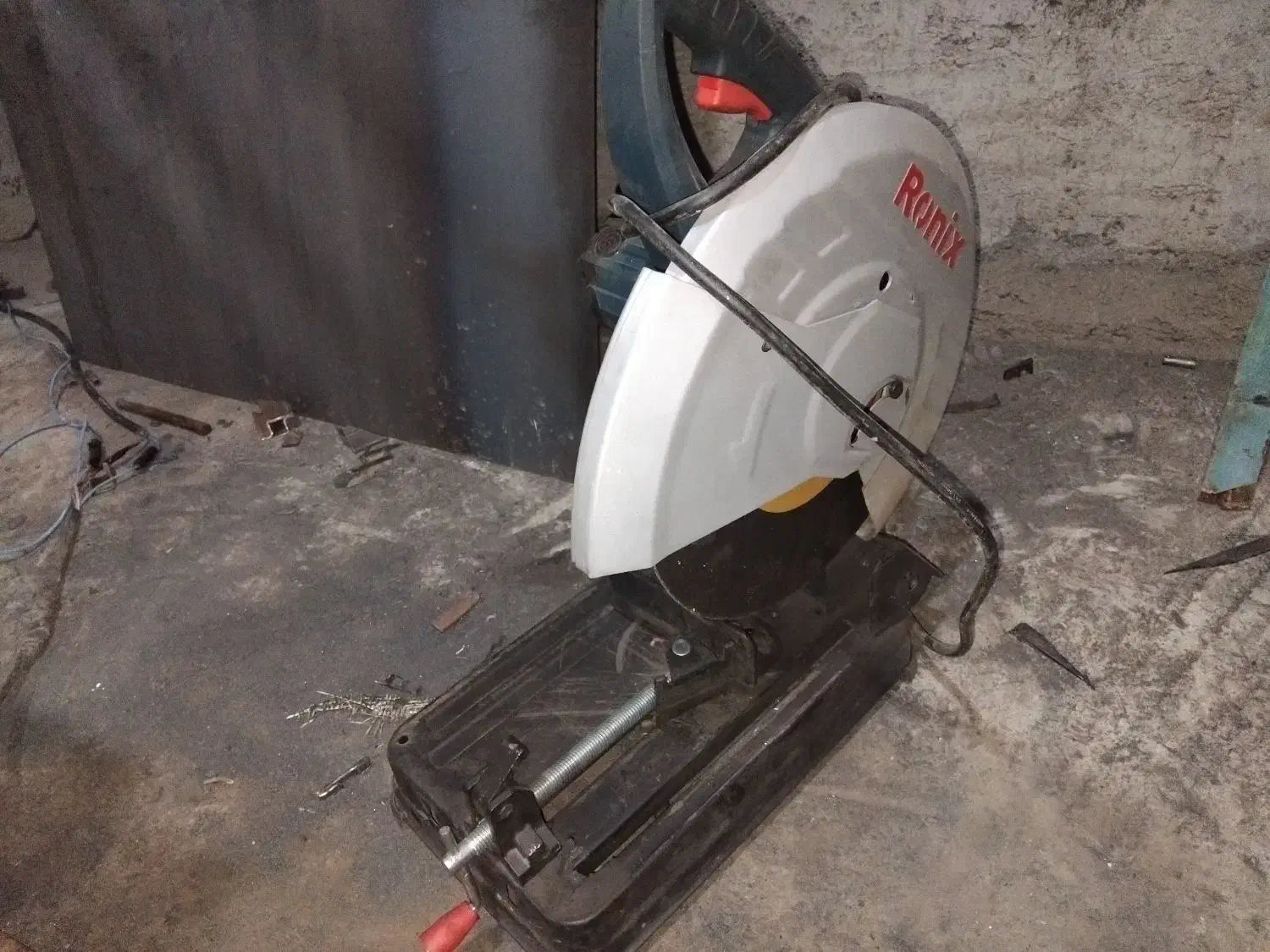 پروفیل بر رونیکس|ابزارآلات|میناب, |دیوار