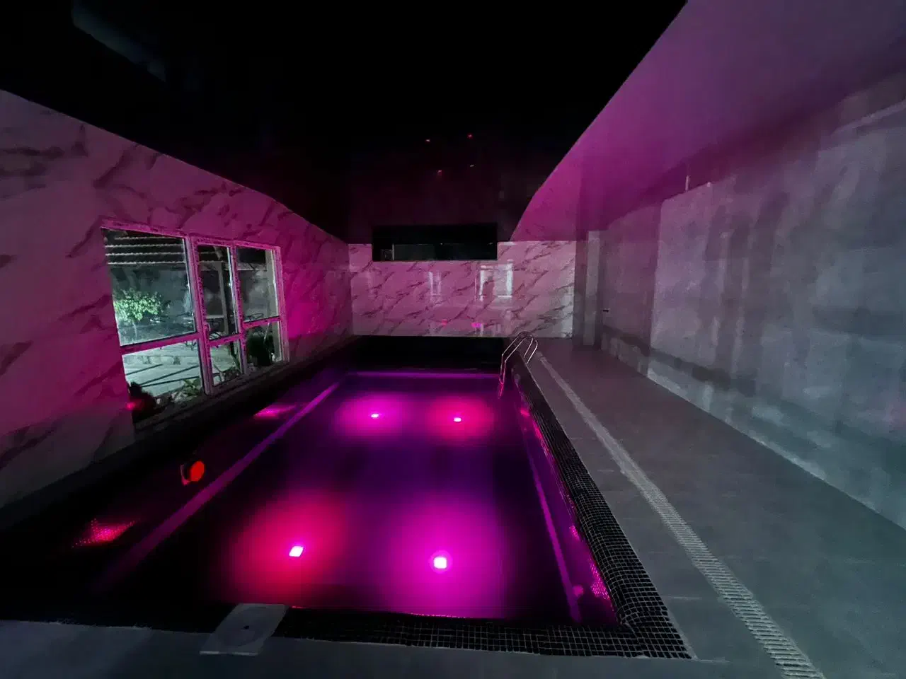 اجاره ویلا استخر دار|اجارهٔ کوتاهمدت ویلا و باغ|مشهد, شمس آباد|دیوار