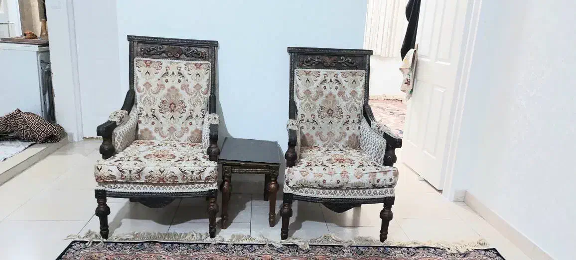 مبلمان نه نفره و دوعسلی و جلو مبلی|مبلمان خانگی و میز عسلی|ری, ولی آباد|دیوار