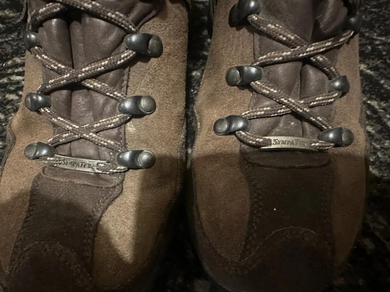 پوتین|کفش و لباس بچه|تهران, صاحبقرانیه|دیوار