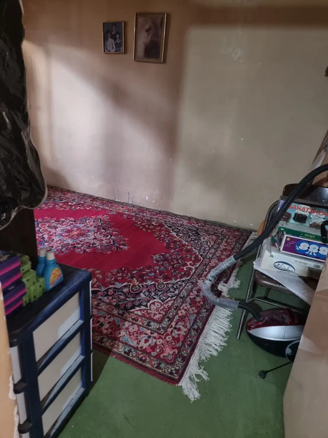 قالی دستباف|فرش|شاهینشهر, فردوسی|دیوار