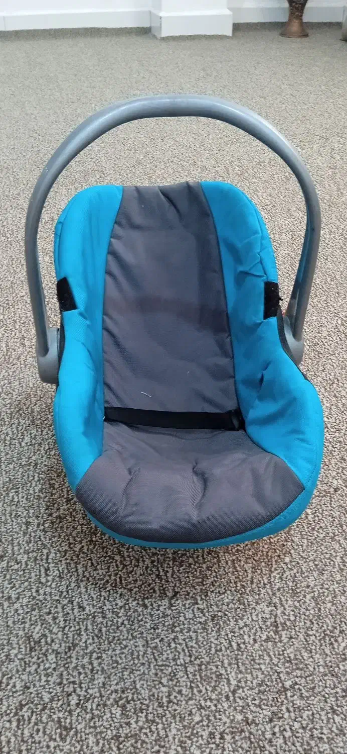 درحدنوهستن|کالسکه و لوازم جانبی|بندر دیر, |دیوار