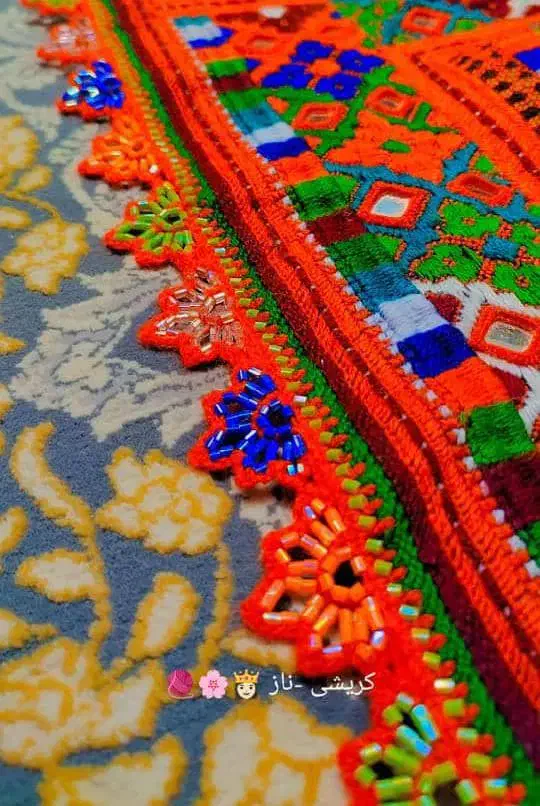 کریشی سرتوپ|لباس|زهک, |دیوار