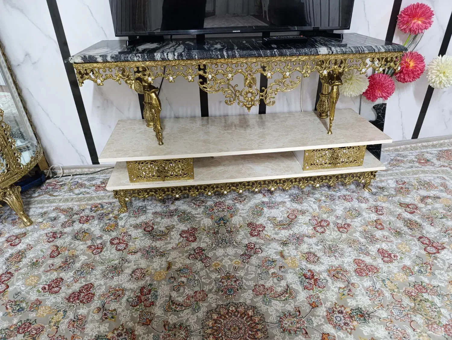 وسایل برنجی|بوفه، ویترین، کنسول|فشاپویه, |دیوار