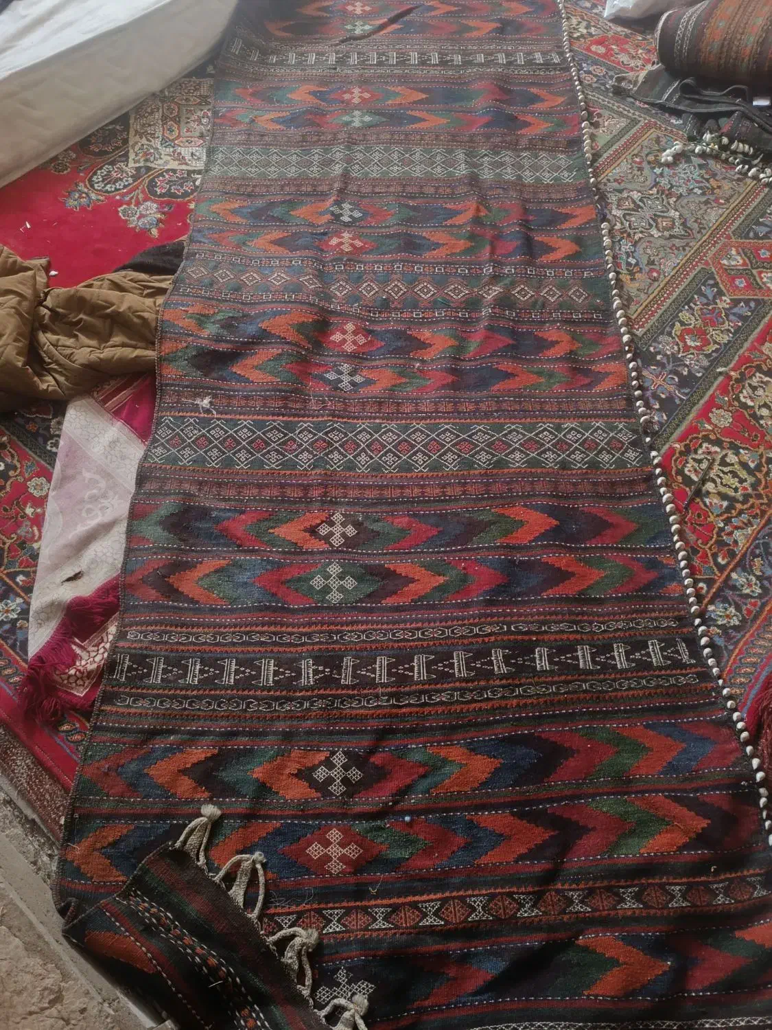 فرش قدیمی دستباف|فرش|زاهدان, |دیوار