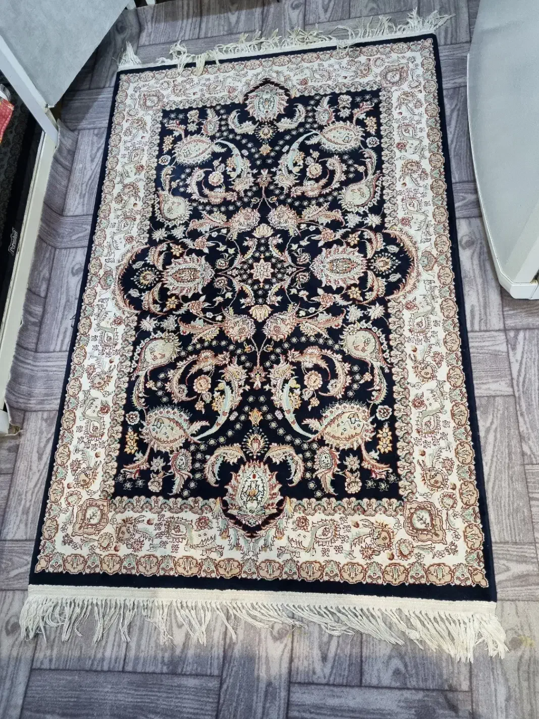 فرش لوازم منزل|فرش|قم, چهل اختران|دیوار