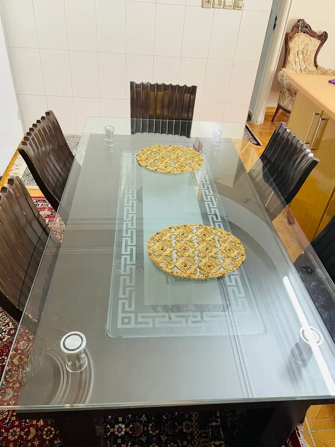 میز نهار خوری|میز و صندلی غذاخوری|بروجرد, |دیوار