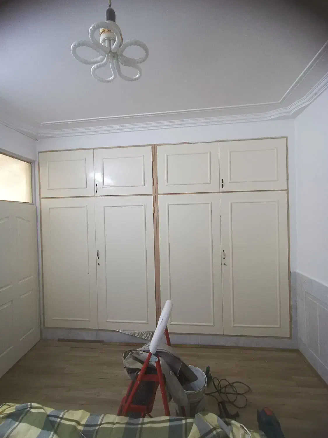 لوستر میزصندلی مطالعه اداری سطل زباله درب فارسی بر|لوستر و چراغ آویز|زاهدان, |دیوار