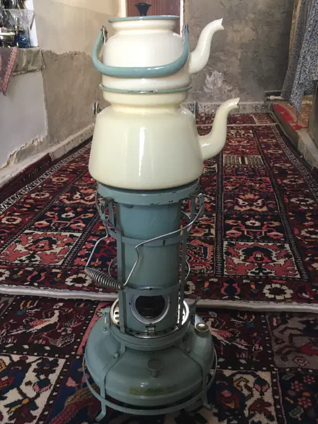 بخاری نفتی قدیمی|کلکسیون اشیاء عتیقه|شهرضا, |دیوار