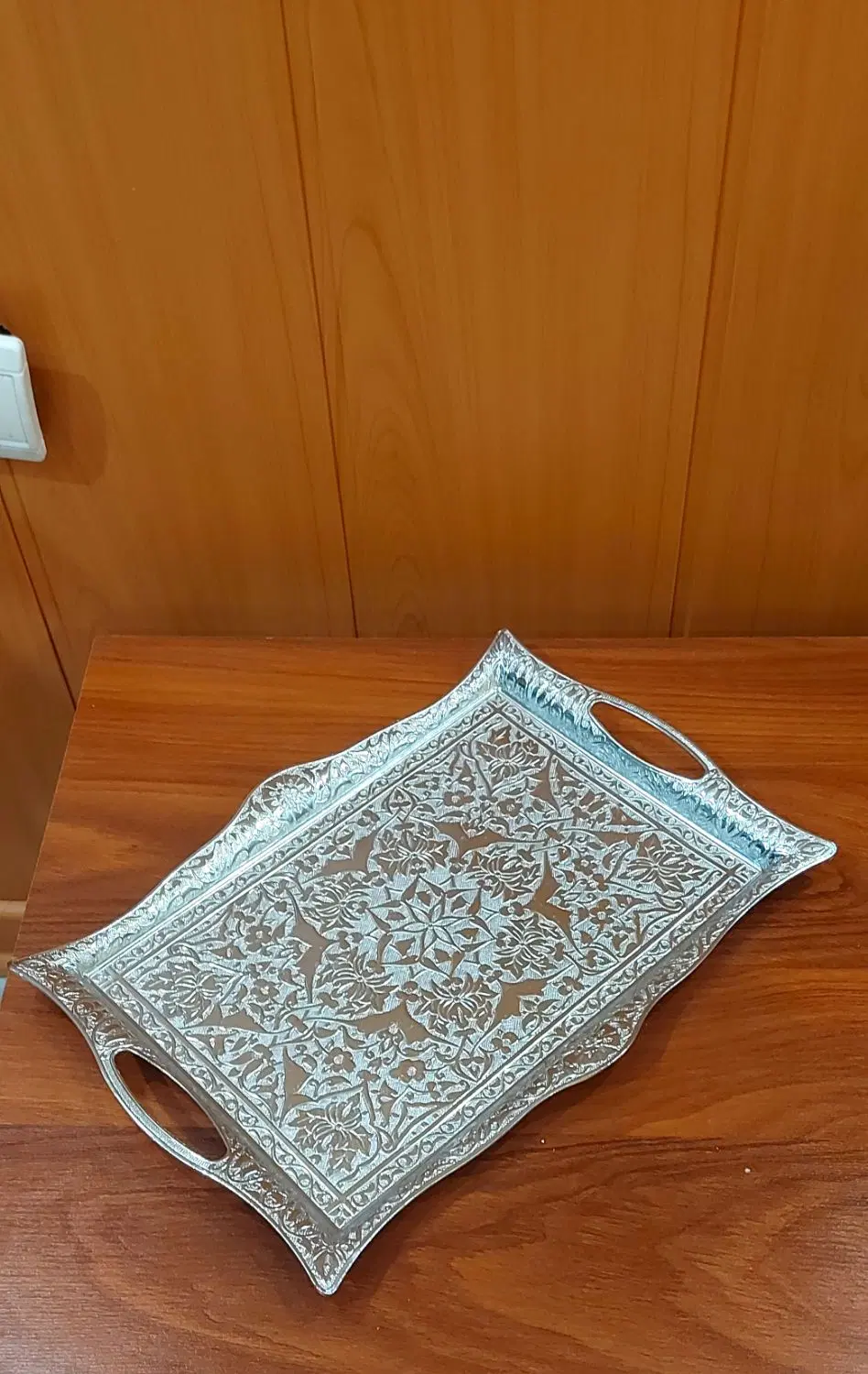سینی|ظروف سرو و پذیرایی|مشهد, فرهنگ|دیوار