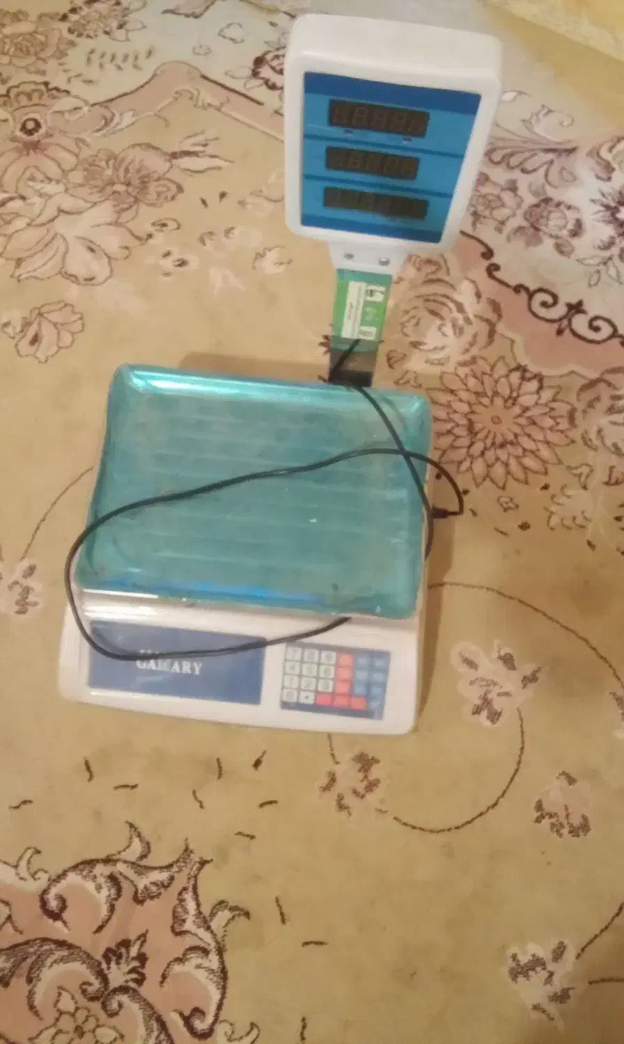 ترازو و میز تلویزیون|سایر لوازم برقی|تربت جام, حافظ|دیوار