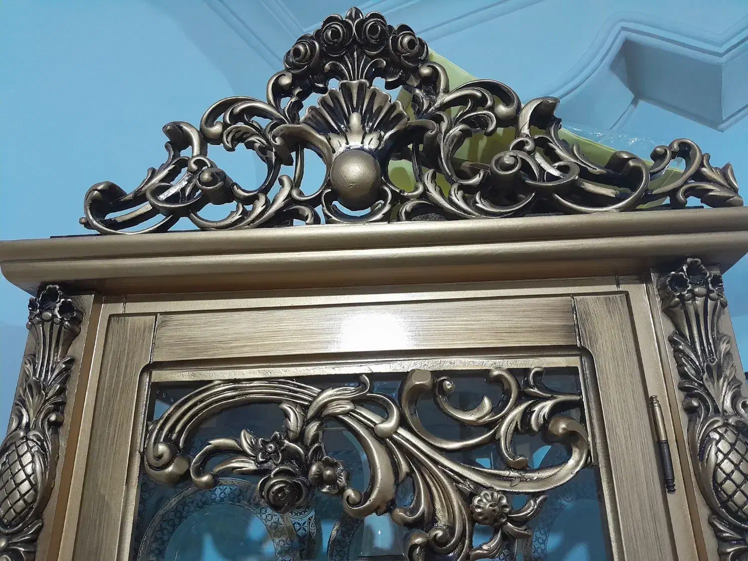 بوفه طلایی|بوفه، ویترین، کنسول|اصفهان, ناصرخسرو|دیوار