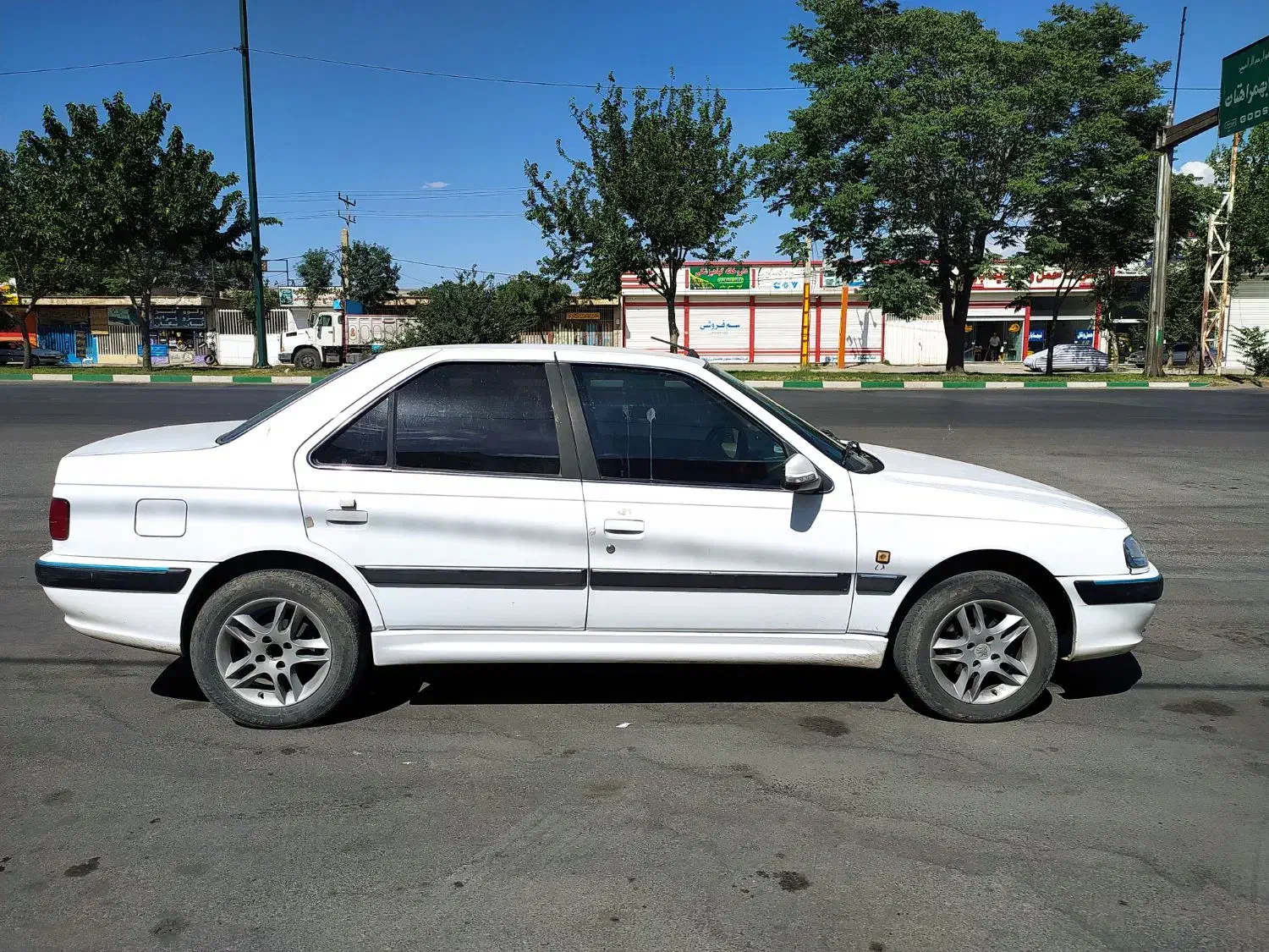 پژو پارس تیوفایو|خودرو سواری و وانت|بروجرد, |دیوار