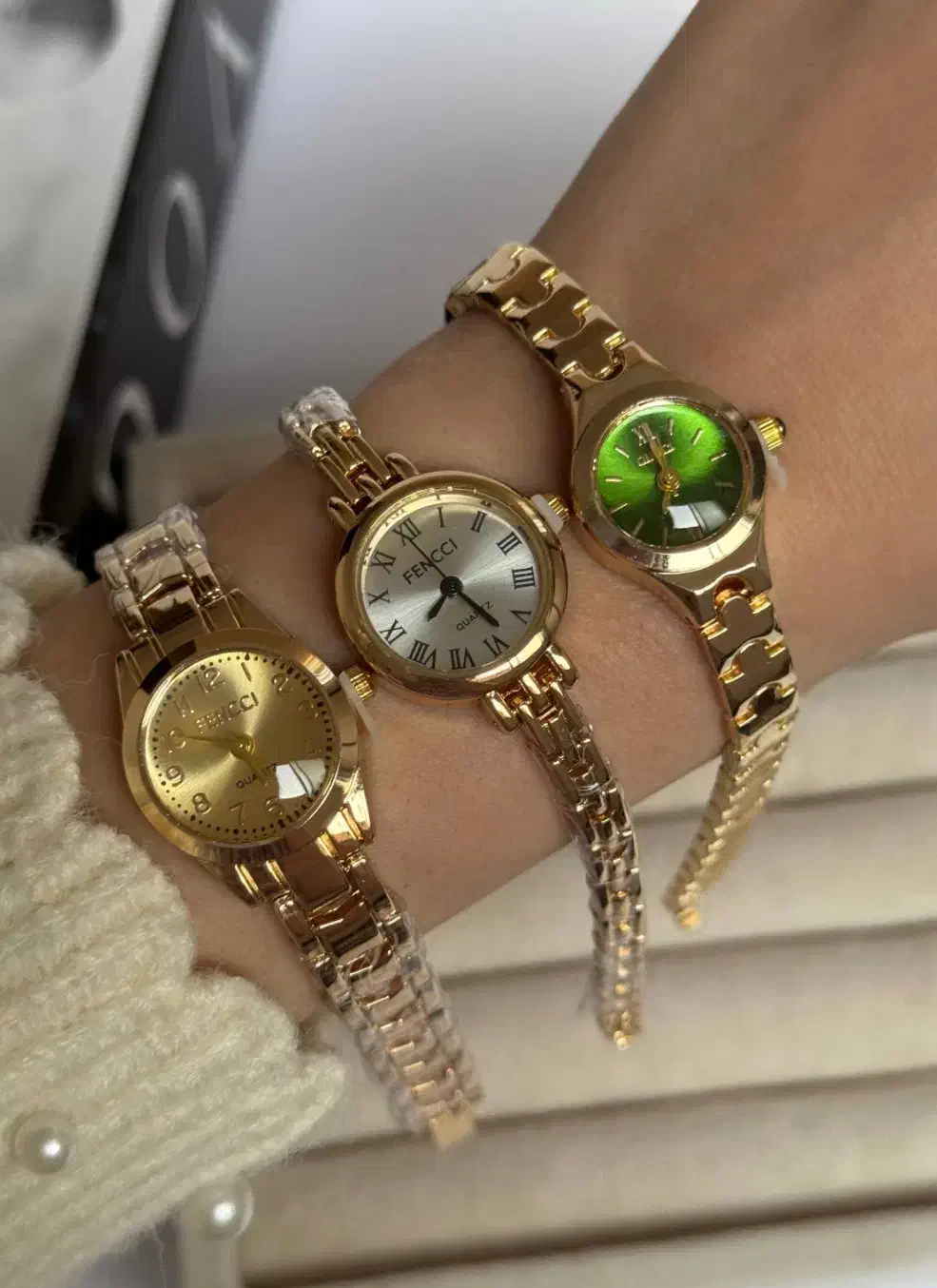 ساعت مچی|ساعت|بروجرد, |دیوار