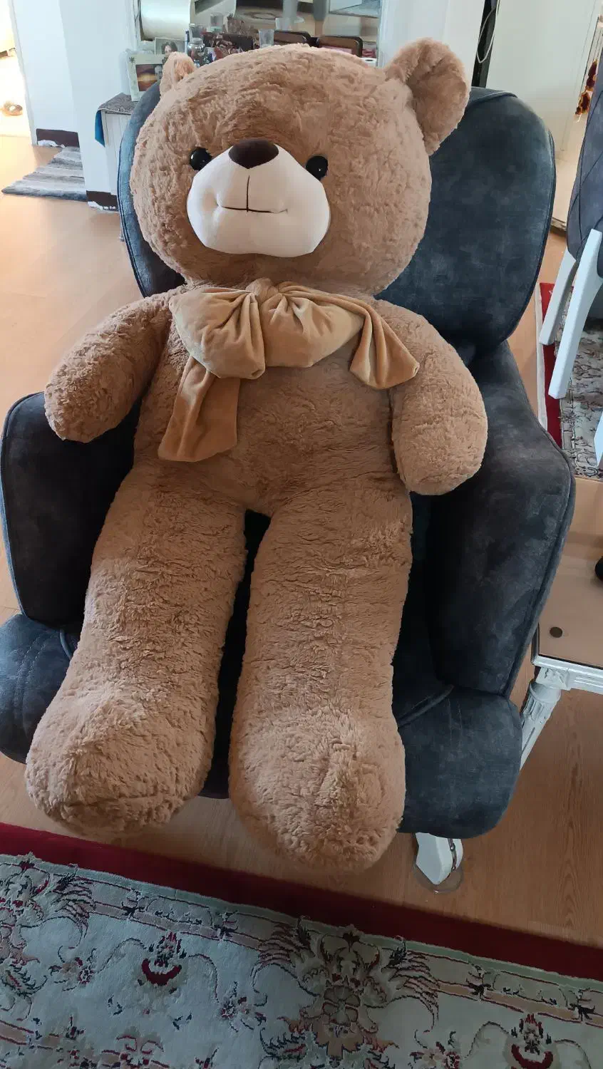 عروسک شاسقین بزرگ کاملا تمیز و سالم و خوشرنگ|اسباب و اثاث بچه|تهران, شادمان|دیوار