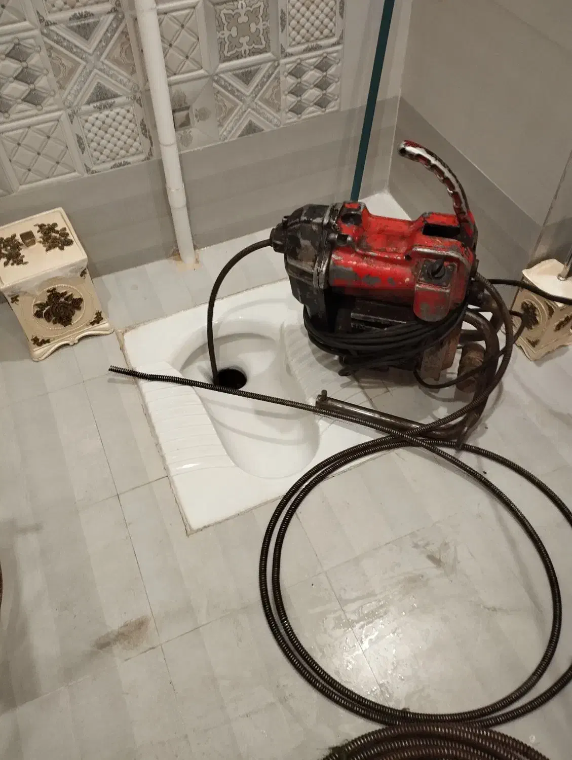 لوله بازکن(کل مشهد فوری) فنرزن۲۴ساعته و چاه باز کن|خدمات پیشه و مهارت|مشهد, هدایت|دیوار