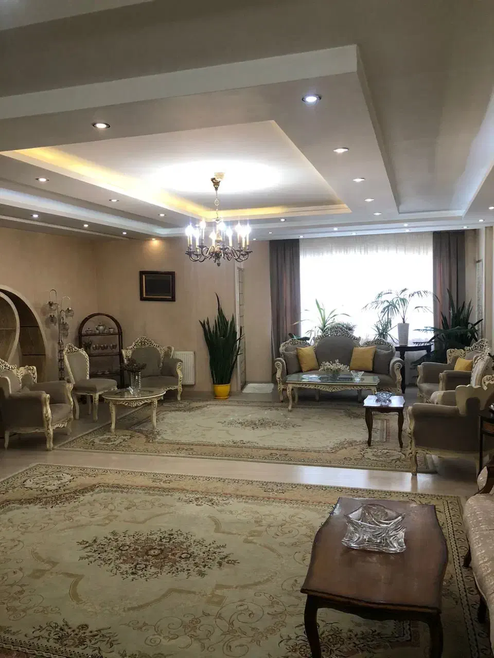 واحدی فول در مرکز شهر/ ۱۶۰ متر/ شریعتی|فروش آپارتمان|اردبیل, |دیوار