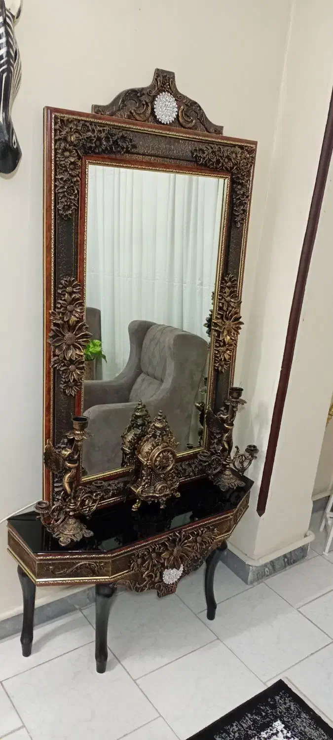 آینه و شمعدان فوق العاده تمیز|آینه|اسلامشهر, شهرک سعیدیه|دیوار