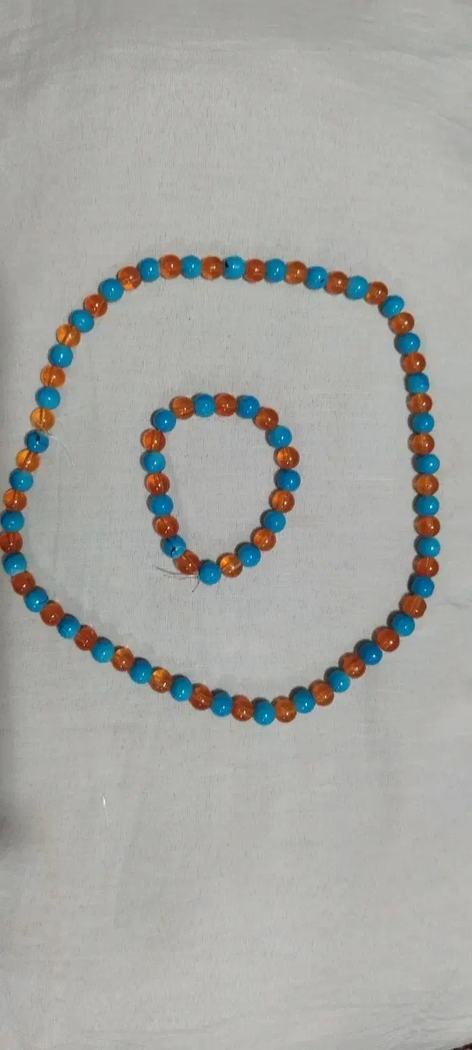 دستبند و گردنبند.|بدلیجات|قم, شهرک امام حسین|دیوار